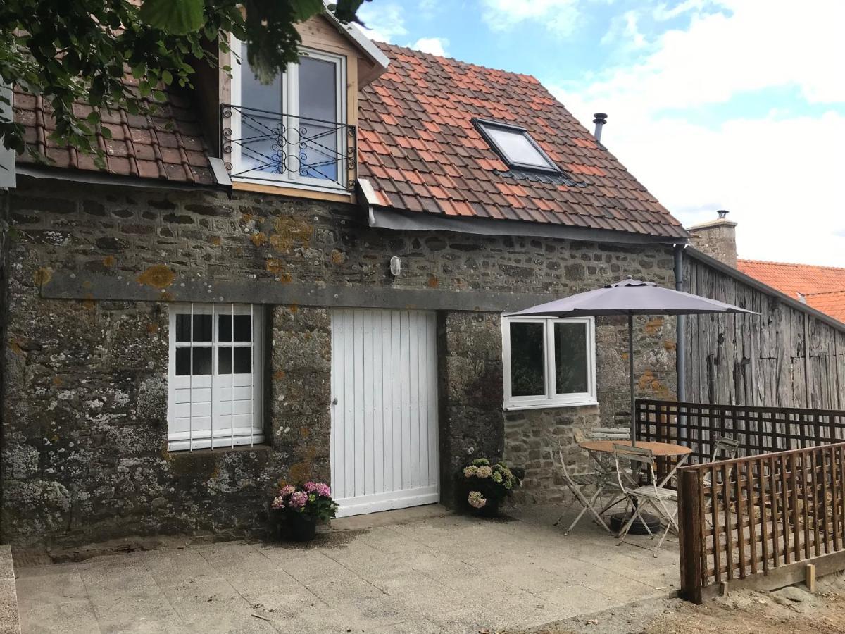 Ferme De Noyes Cottage Sourdeval Exteriér fotografie