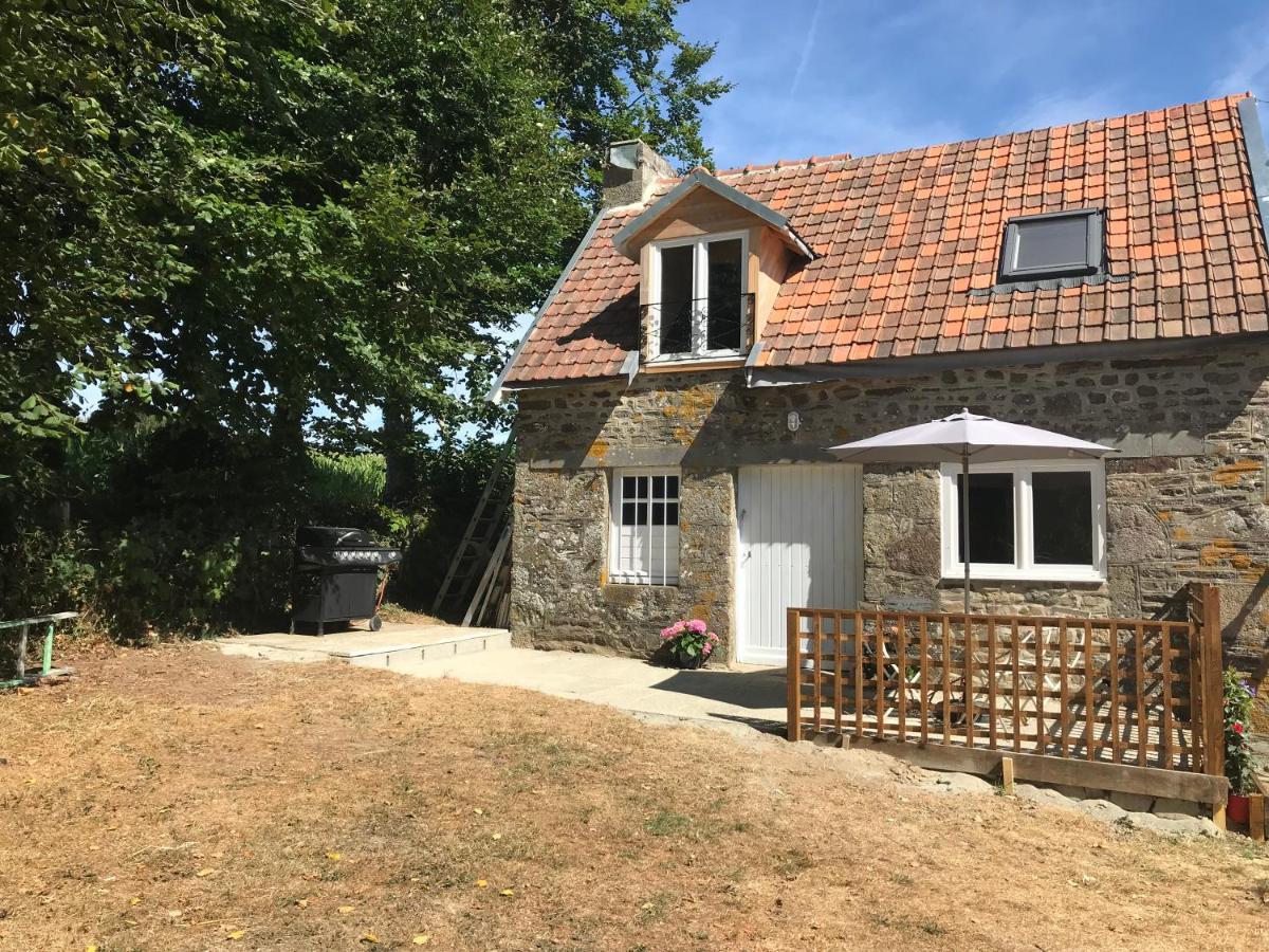 Ferme De Noyes Cottage Sourdeval Exteriér fotografie